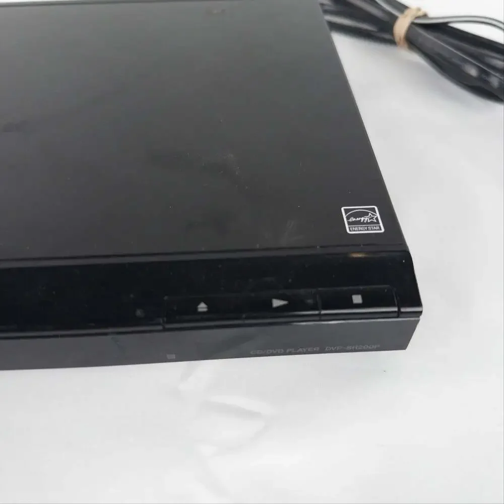 Sony DVP-SR200P CD/DVD Player with Progressive Scan